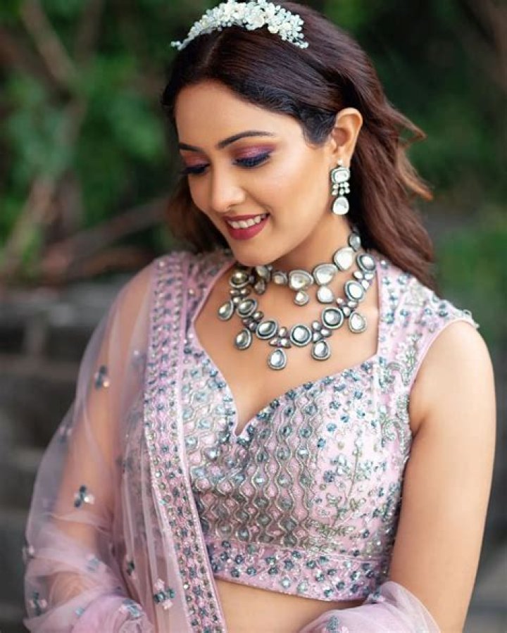 Anju Jadhav Height, Weight, Net Worth, Age, Birthday, Wikipedia, Who, Instagram, Biography