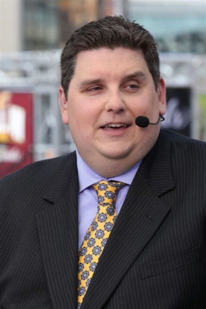 Brian Windhorst Height, Weight, Net Worth, Age, Birthday, Wikipedia, Who, Nationality, Biography
