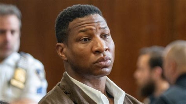 
Jonathan Majors arrested in New York City on charges of strangulation, assault and harassment 