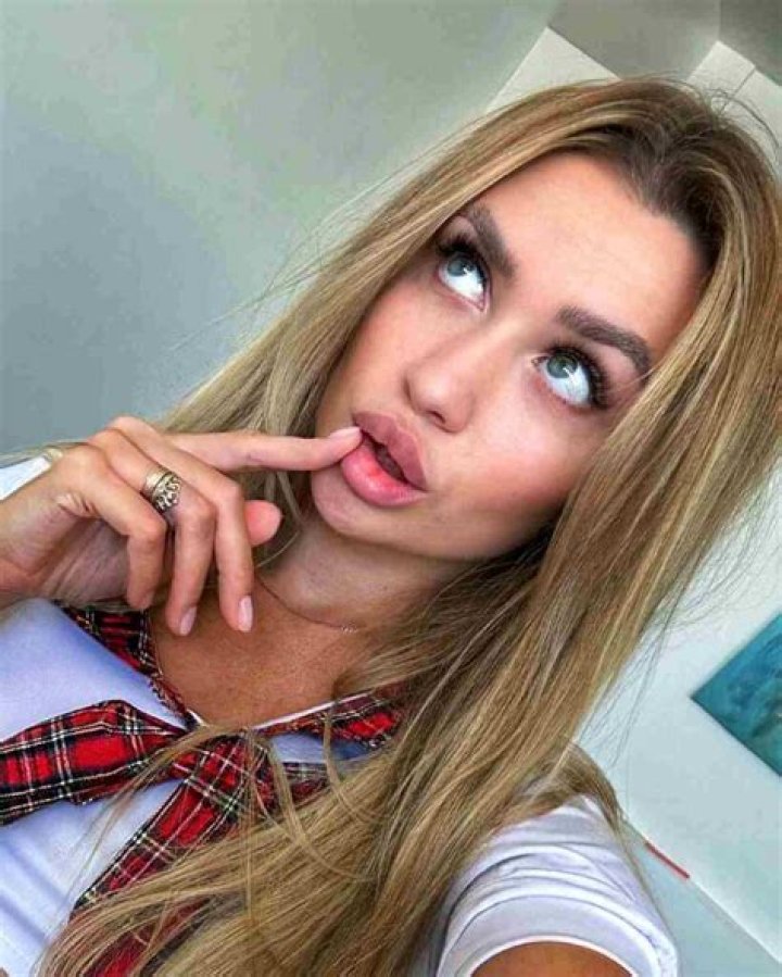 
Sofiasembiante Height, Weight, Net Worth, Age, Birthday, Wikipedia, Who, Nationality, Biography 