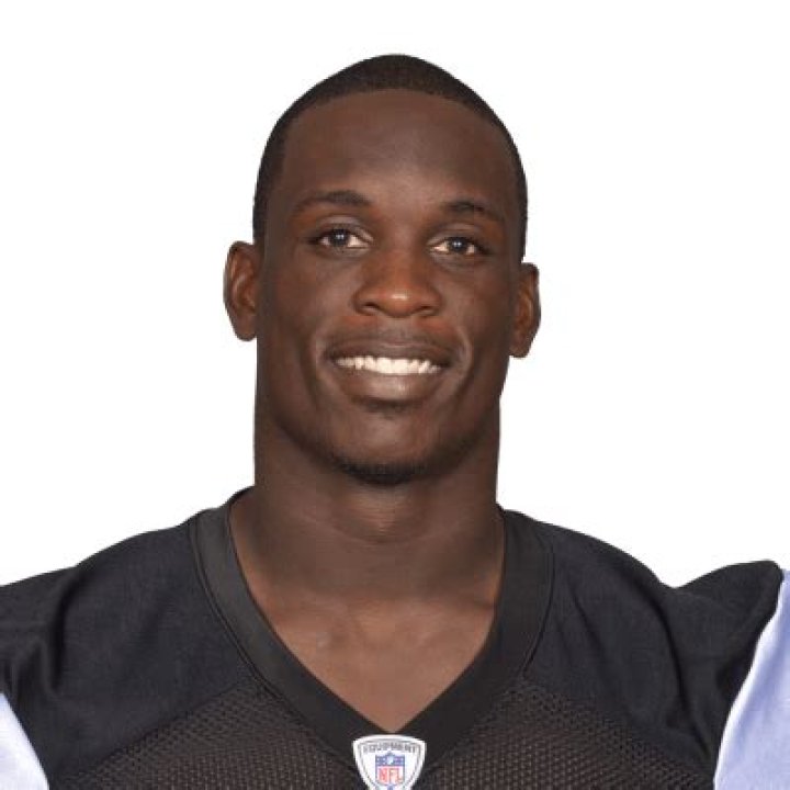 
Telvin Smith Height, Weight, Net Worth, Age, Birthday, Wikipedia, Who, Nationality, Biography 