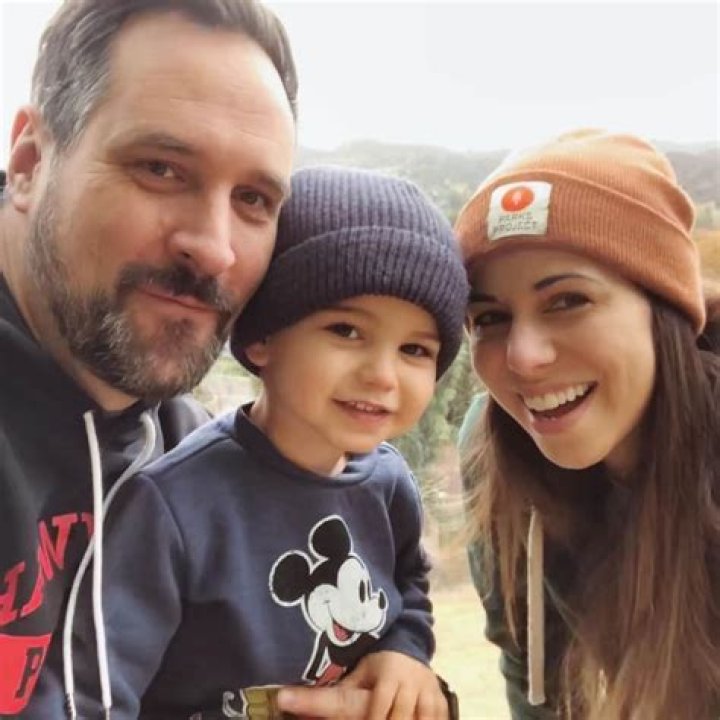 Travis Willingham is Married to Wife: Laura Bailey. Kids.